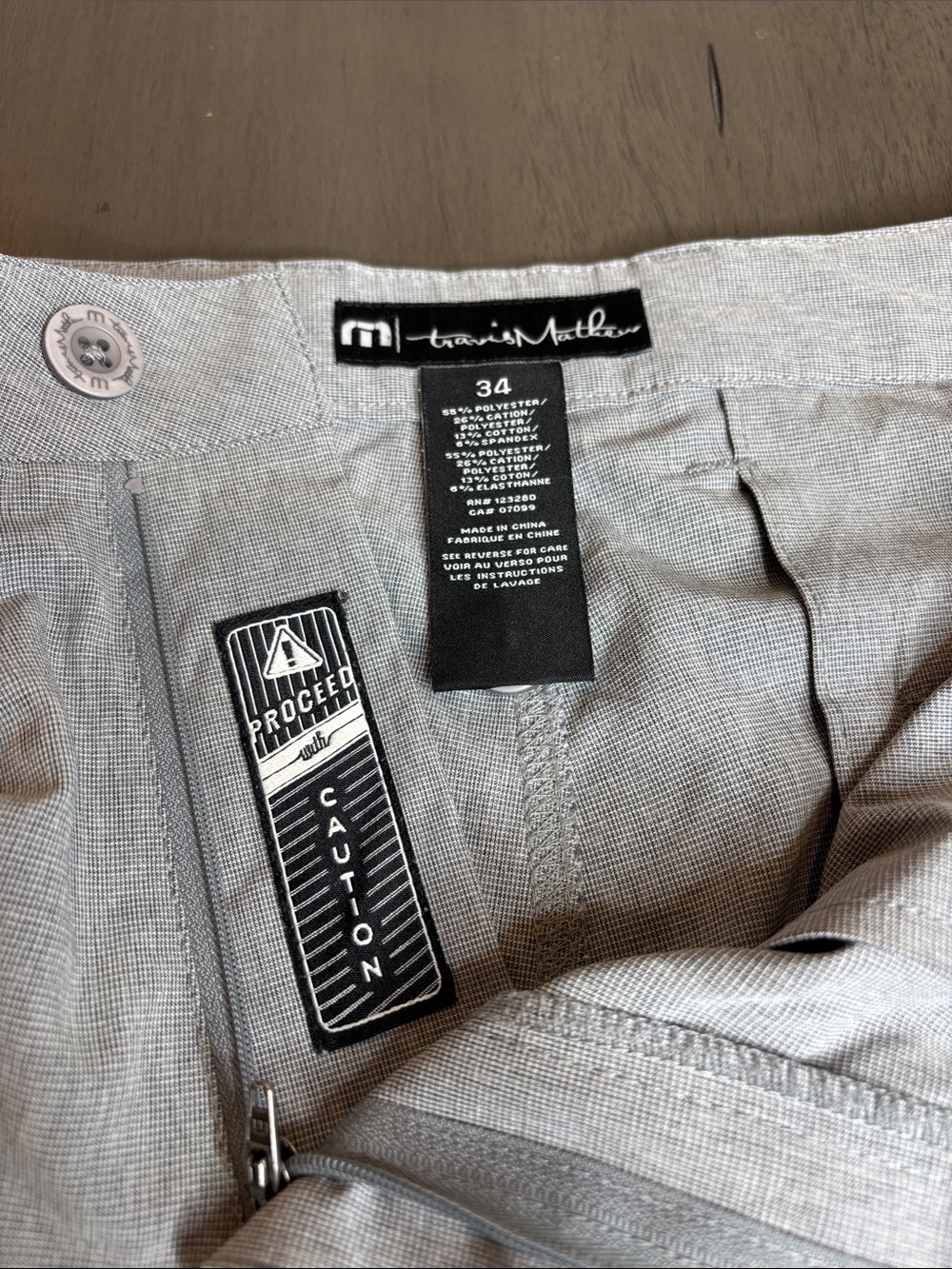 🩶 Travis Mathew Gray White Golf Casual Shorts Men’s 34 Stretch 🩶 - Picture 3 of 8